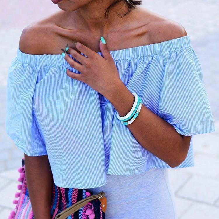 Embrace Summer Vibes with Sashka Co.’s Turquoise Glass Bead Bracelet